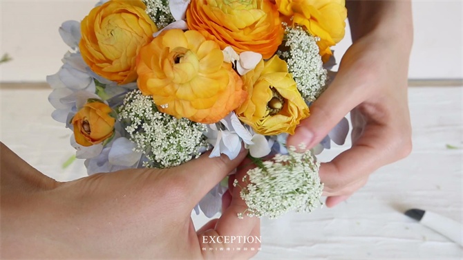 【幾分鐘.軟裝課堂】她用3分鐘搞定一個浪漫花球，就憑這些？-別墅設(shè)計,軟裝設(shè)計,室內(nèi)設(shè)計,豪宅設(shè)計,深圳例外軟裝設(shè)計公司