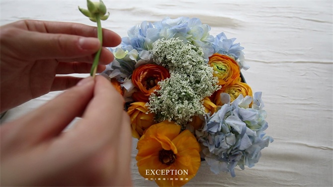 【幾分鐘.軟裝課堂】她用3分鐘搞定一個浪漫花球，就憑這些？-別墅設(shè)計,軟裝設(shè)計,室內(nèi)設(shè)計,豪宅設(shè)計,深圳例外軟裝設(shè)計公司