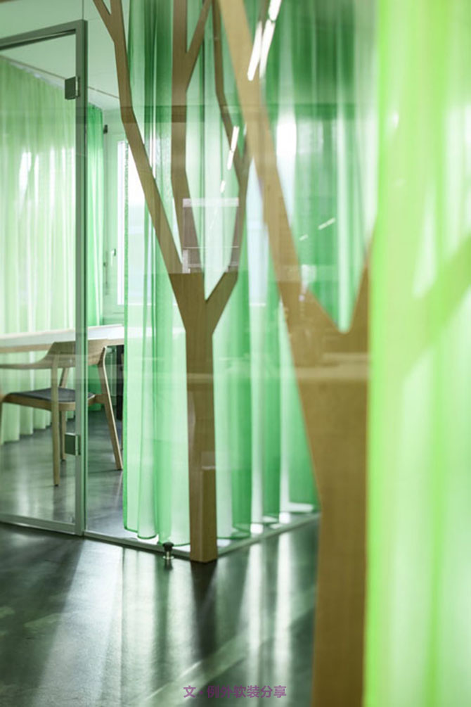 蘇黎世創(chuàng)意設(shè)計(jì)辦公室，工作再忙也來(lái)勁-別墅設(shè)計(jì)_軟裝設(shè)計(jì)_室內(nèi)設(shè)計(jì)_豪宅設(shè)計(jì)-深圳例外軟裝設(shè)計(jì)公司